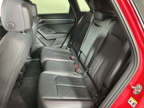 Used 2025 Audi Q3 2.0T Premium Plus w/ Premium Plus Package image 22