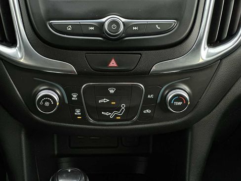 Used 2021 Chevrolet Equinox LT w/ LPO, Cargo Package image 16