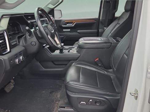 Used 2022 GMC Sierra 1500 Denali w/ Denali Reserve Package AWD/4WD image 9