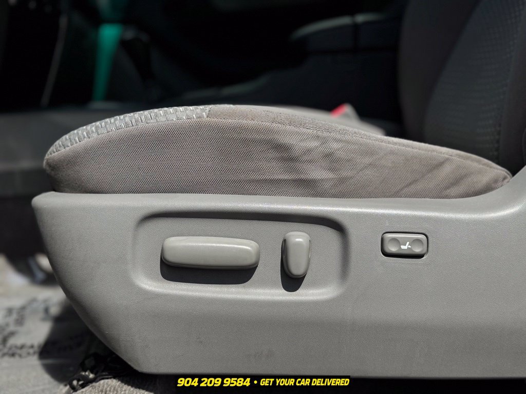 Used 2006 Toyota 4Runner SR5 RWD image 14