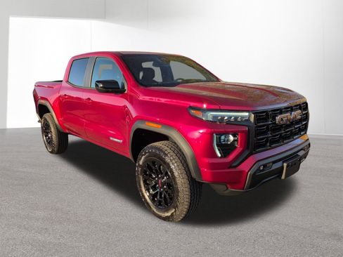 New 2026 GMC Canyon Elevation w/ Convenience Package image 3