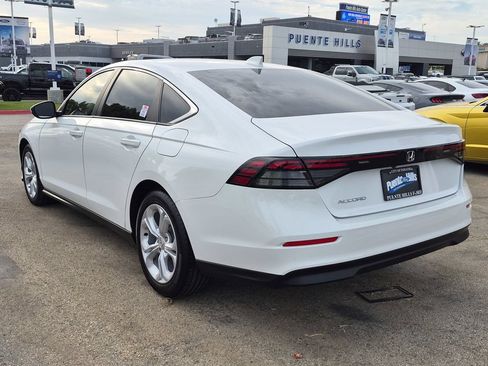 Used 2025 Honda Accord LX image 4
