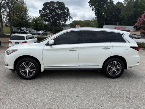 Used 2017 INFINITI QX60 Luxe w/ Premium Plus Package AWD/4WD image 2