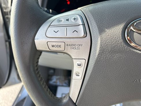 Used 2009 Toyota Camry XLE image 8