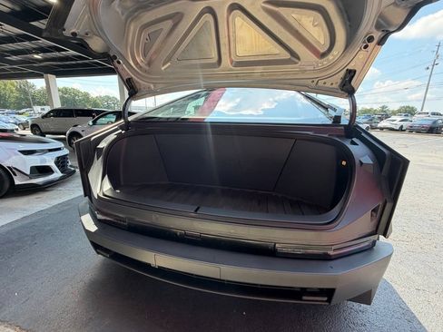 Used 2024 Tesla Cybertruck AWD Crew Cab image 4