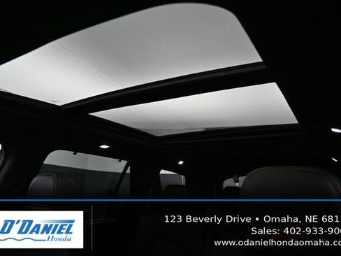 Used 2025 Honda Pilot TrailSport image 35
