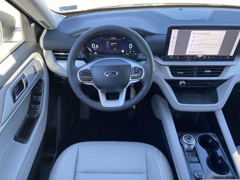 New 2026 Ford Explorer Active w/ Active Comfort Package image 10