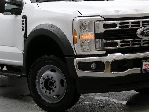 New 2025 Ford F450 XL w/ XL Chrome Package image 3