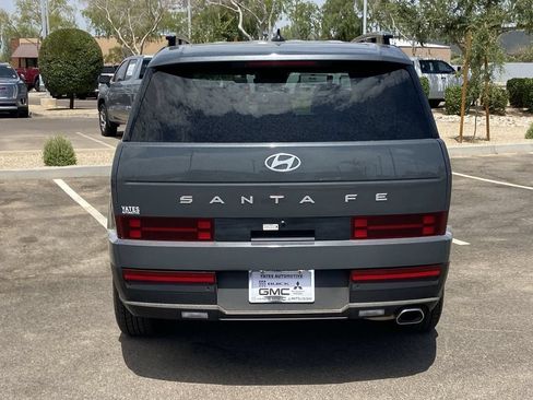 Used 2025 Hyundai Santa Fe SEL FWD image 5
