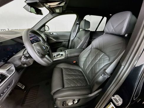 New 2026 BMW X5 xDrive40i w/ M Sport Package AWD/4WD image 22