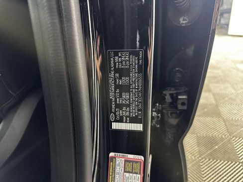 Used 2022 Hyundai Santa Cruz Limited w/ Cargo Package image 32