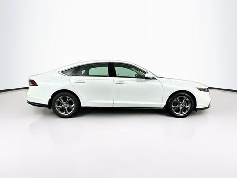 Used 2024 Honda Accord EX image 10