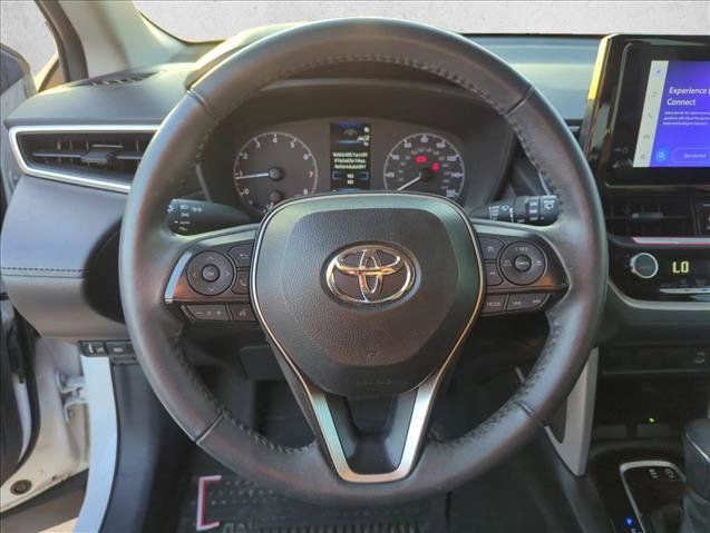 Certified 2024 Toyota Corolla Cross LE AWD/4WD image 10