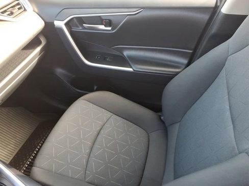 Used 2024 Toyota RAV4 XLE FWD image 24
