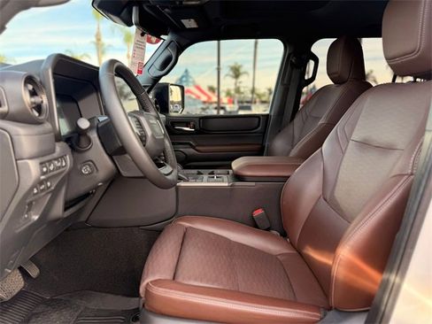 Used 2025 Toyota Land Cruiser Base image 17