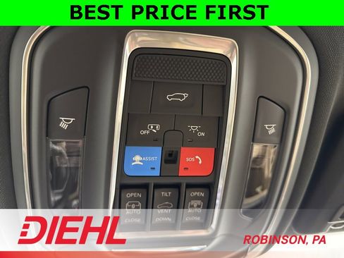 New 2025 Jeep Grand Cherokee Limited image 35