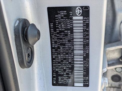 Used 2022 Toyota Corolla LE FWD image 16