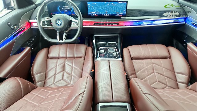 Used 2025 BMW i7 eDrive50 w/ M Sport Package RWD image 55