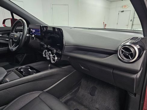 Used 2024 Chevrolet Blazer EV LT AWD/4WD image 13