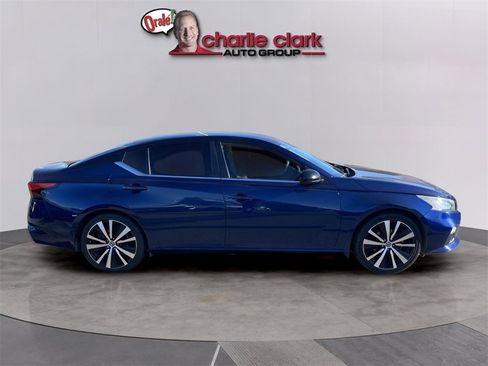 Used 2022 Nissan Altima 2.5 SR image 6