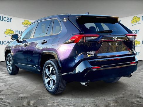 Used 2023 Toyota RAV4 SE image 4