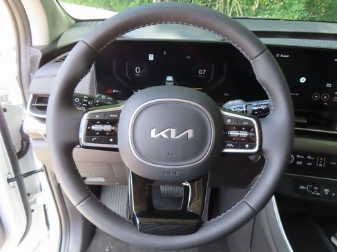 New 2026 Kia Carnival SX Prestige image 4