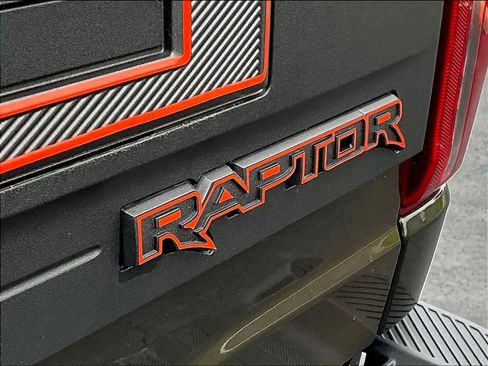 Used 2025 Ford F150 Raptor AWD/4WD image 25