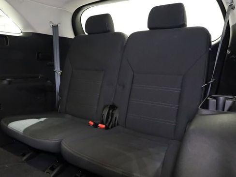 Used 2019 Kia Sorento L image 29