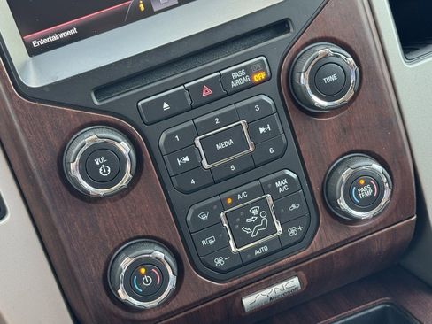 Used 2013 Ford F150 King Ranch w/ King Ranch Luxury Pkg image 26