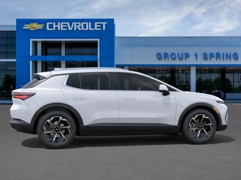 New 2026 Chevrolet Equinox EV LT AWD/4WD image 5