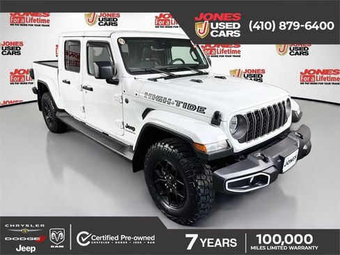 Used 2025 Jeep Gladiator Sport AWD/4WD image 1