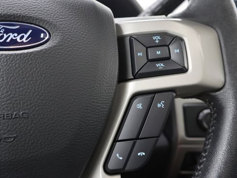 Used 2022 Ford F450 Lariat w/ Lariat Ultimate Package AWD/4WD image 15