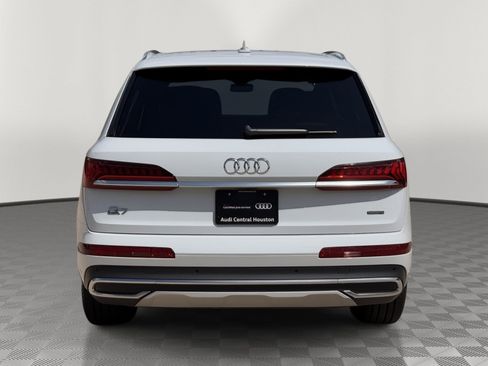 Used 2024 Audi Q7 2.0T Premium Plus w/ Premium Plus Package AWD/4WD image 10