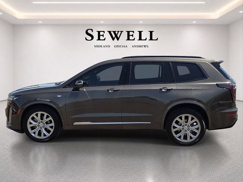 Used 2020 Cadillac XT6 Sport AWD/4WD image 2