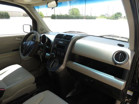 Used 2010 Honda Element LX image 25