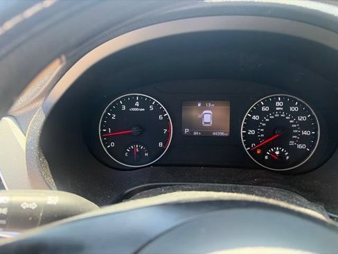 Used 2022 Kia Seltos LX AWD/4WD image 4