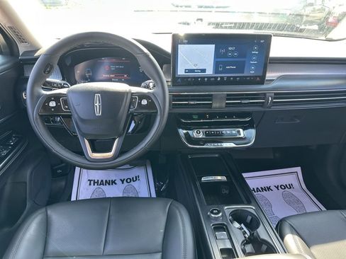 Used 2024 Lincoln Corsair AWD w/ Equipment Group 101A image 27