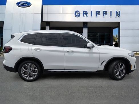 Used 2022 BMW X3 sDrive30i w/ Convenience Package RWD image 3