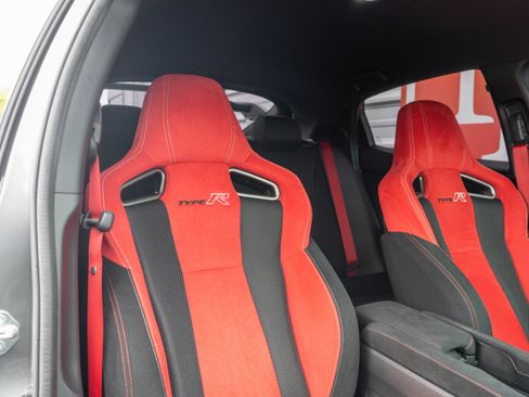 Used 2019 Honda Civic Type R image 28