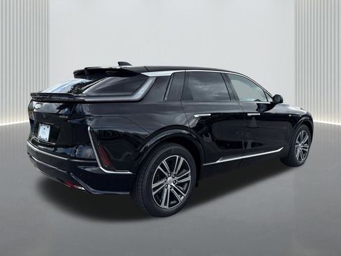 New 2026 Cadillac Lyriq Premium Luxury RWD image 5