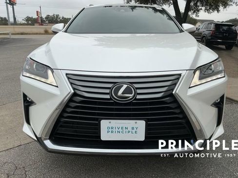 Used 2018 Lexus RX 350L FWD w/ Accessory Package image 3