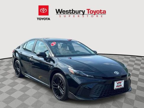 Used 2026 Toyota Camry SE w/ Convenience Package AWD/4WD image 1