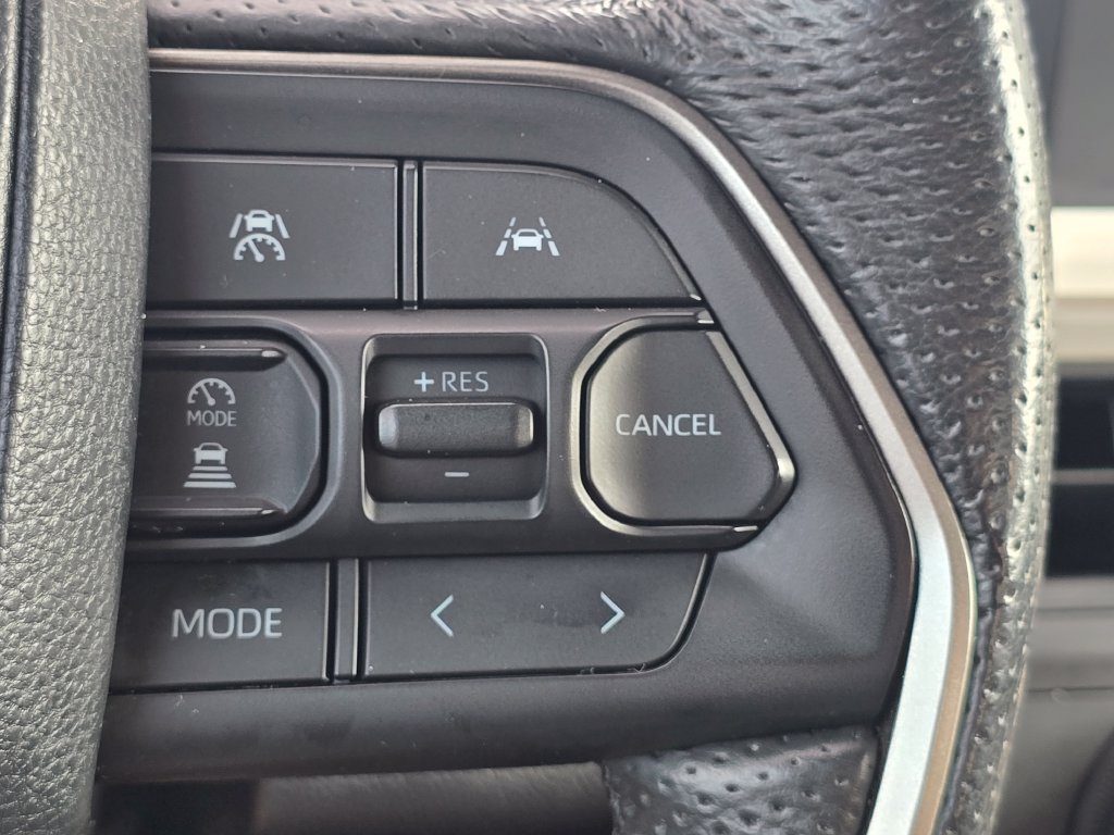 Used 2024 Toyota Tacoma TRD Off-Road AWD/4WD image 32
