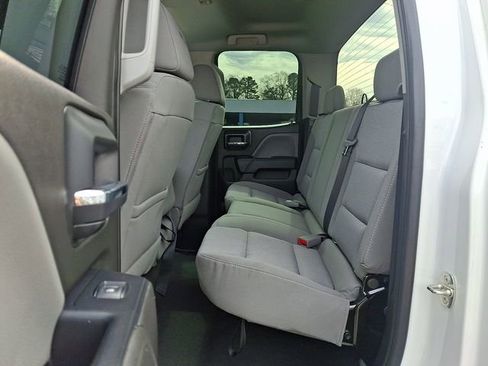 Used 2019 Chevrolet Silverado 1500 Custom w/ Custom Convenience Package image 12