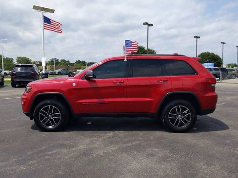 Used 2018 Jeep Grand Cherokee Trailhawk w/ Trailhawk Luxury Group AWD/4WD image 14