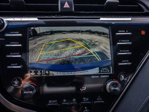 Used 2020 Toyota Camry XSE FWD image 21
