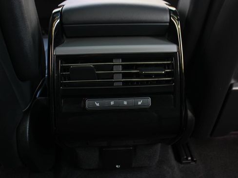 Used 2023 Land Rover Range Rover Sport SE AWD/4WD image 37