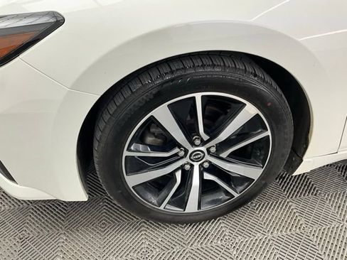 Used 2019 Nissan Maxima SL FWD image 31