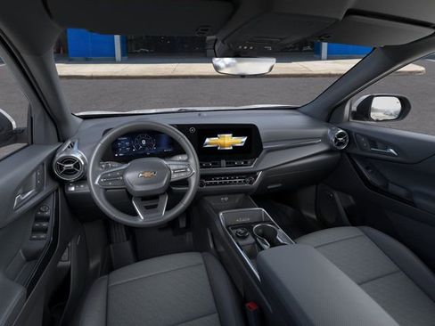 New 2026 Chevrolet Equinox LT w/ Convenience Package II image 15