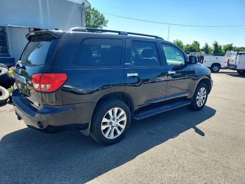 Used 2011 Toyota Sequoia Limited AWD/4WD image 4